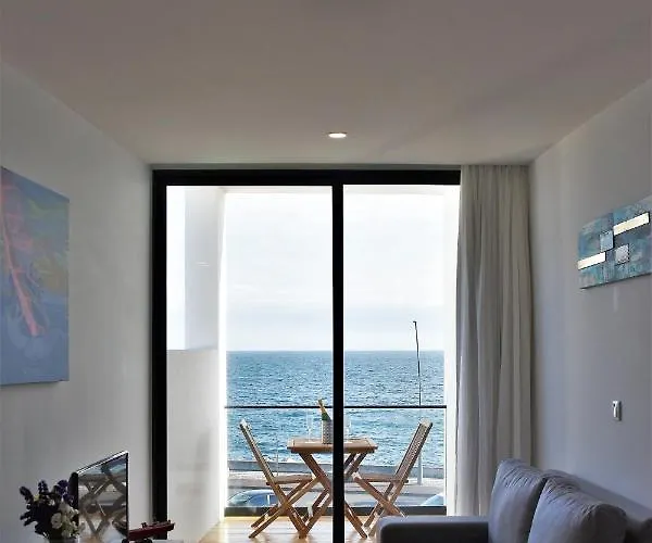 Daire Sky Blue Ponta Delgada