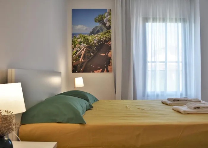 Sky Blue * Πόντα Ντελγκάντα